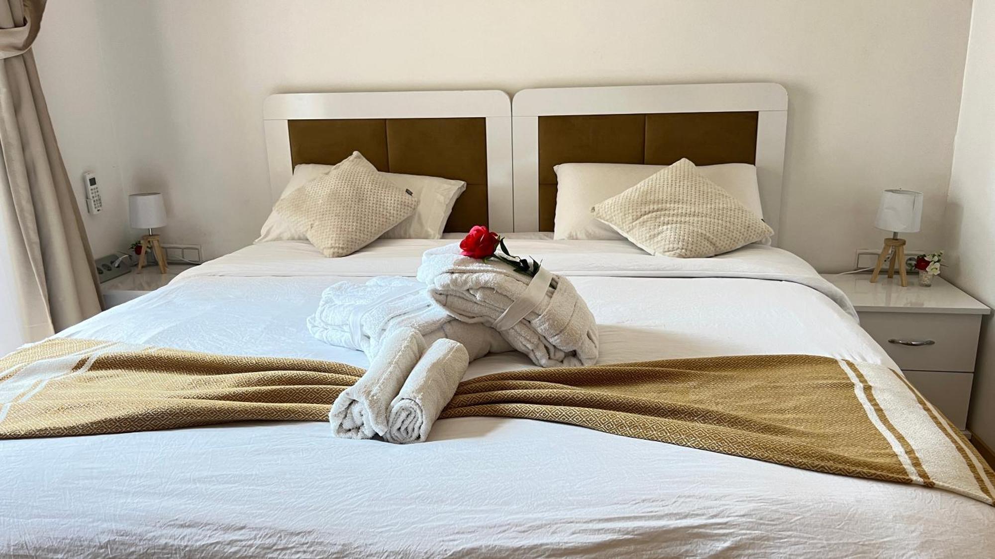 Appartement De Luxe Avec Jardin Vue Sur La Piscine Golf Securise 24H Sur 24 A 5 Minutes De L Aeroport Марракеш Экстерьер фото